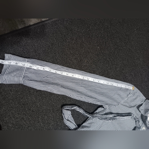 J. Crew 100% Coton,grey and White Buttoned Tie Front Shirt Dress - Picture 7 of 8